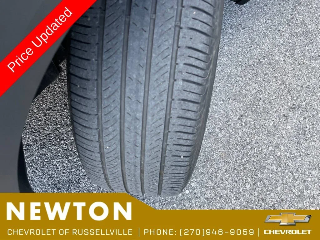 Used 2024 Crimson Metallic Chevrolet LT image 45