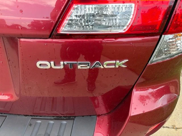 Used 2013 Red Subaru 2.5i Premium image 5
