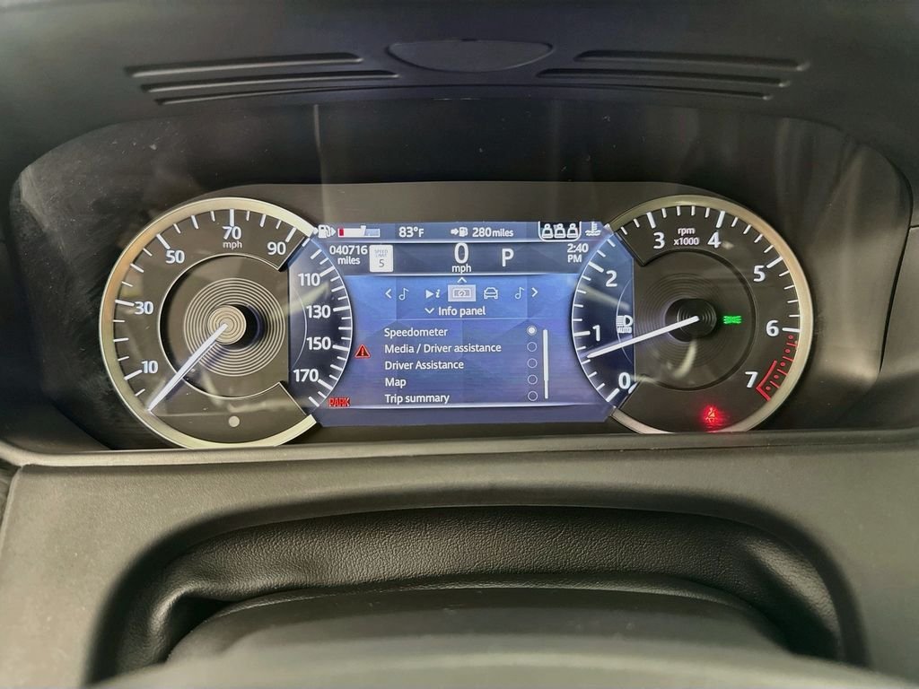 Used 2022 Black Land Rover S image 12