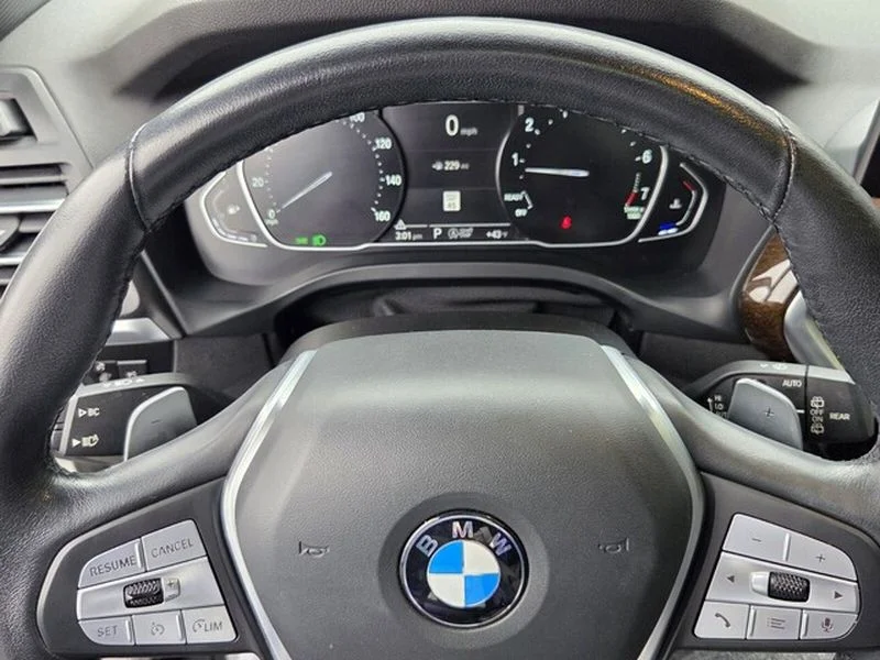 Used 2022 Alpine White BMW xDrive30i image 24