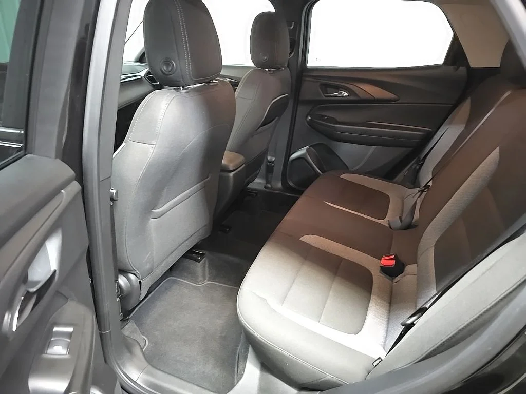 Used 2024 Black Chevrolet LT image 33