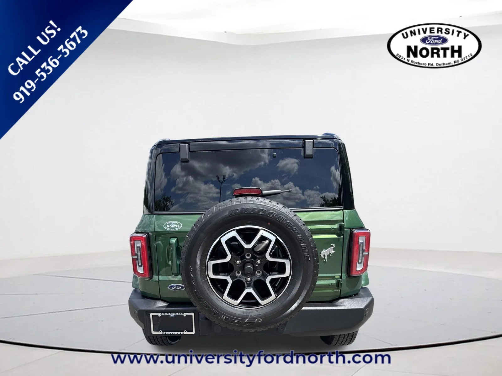 Used 2025 Green Metallic Ford Outer Banks image 6