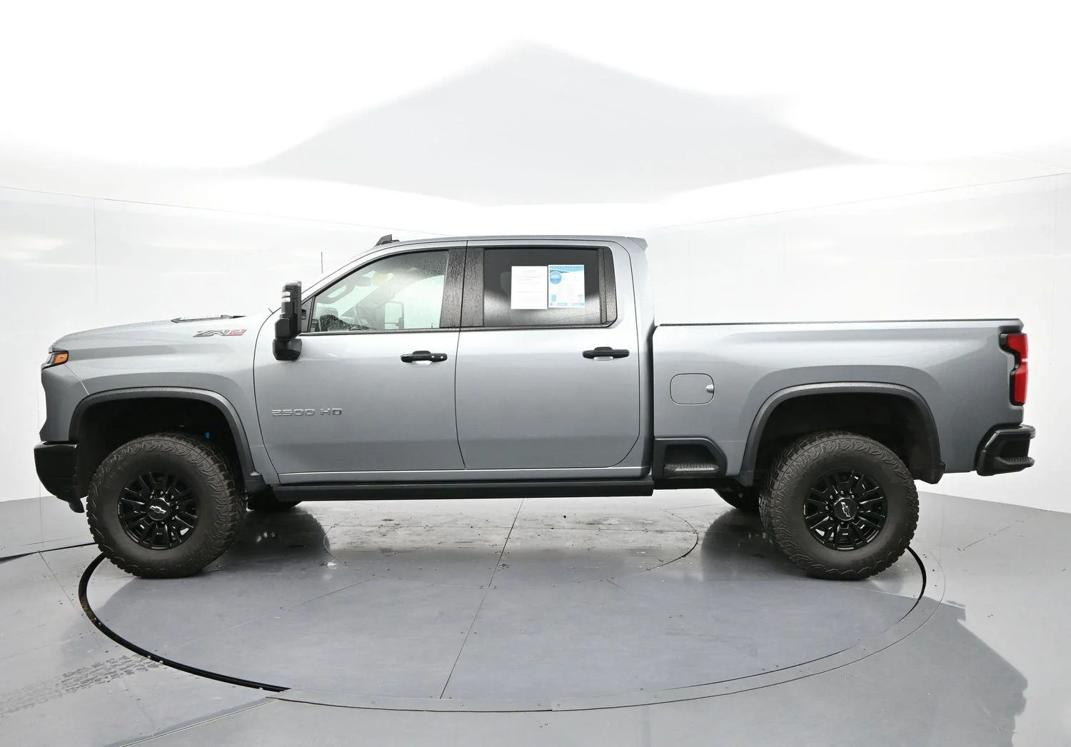 Used 2024 Sterling Gray Metallic Chevrolet ZR2 image 4