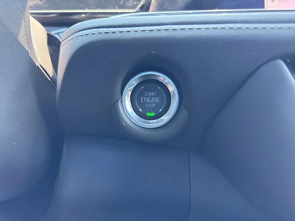Used 2025 Black Chevrolet LT image 24