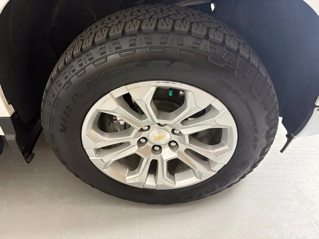 Certified Used 2025 Summit White Chevrolet LTZ image 13