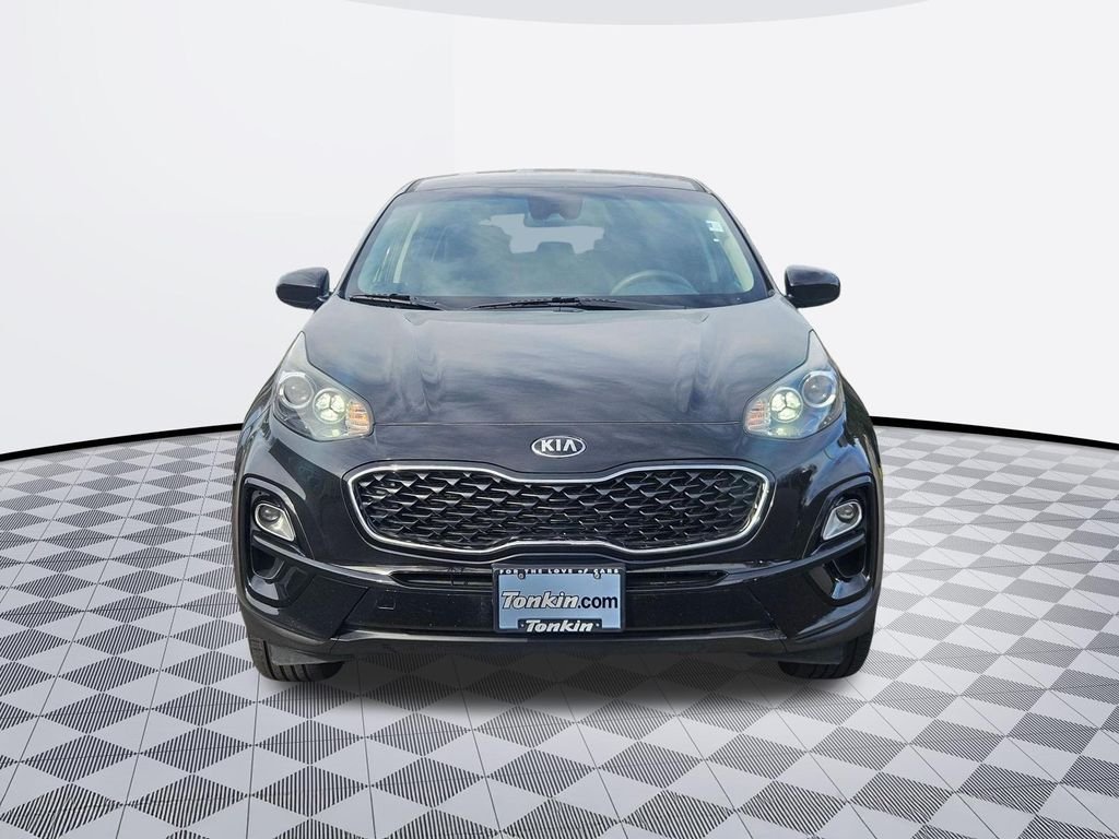 Used 2020 Black Cherry Pearl Kia LX image 8