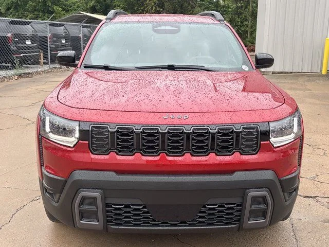 New 2026 Red Hot Pearl-Coat Exterior Paint Jeep Laredo image 11