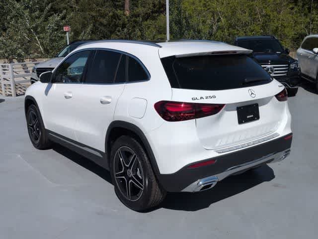 New 2026 Polar White Mercedes-Benz GLA 250 image 6