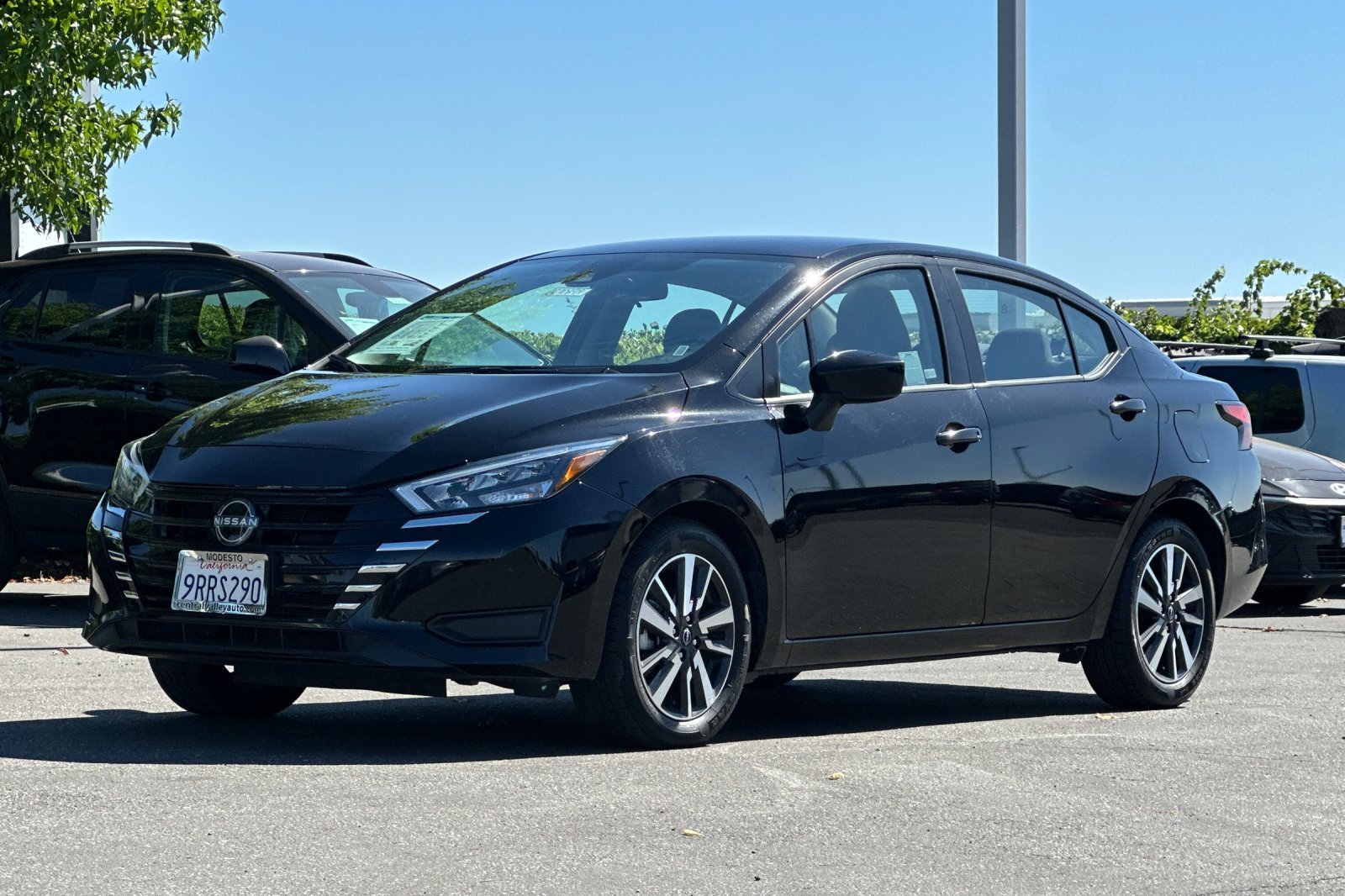 Certified Used 2025 Super Black Nissan SV image 8