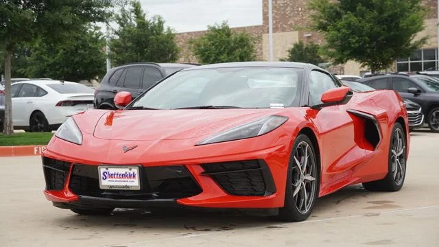 Used 2022 Red Chevrolet Stingray image 3