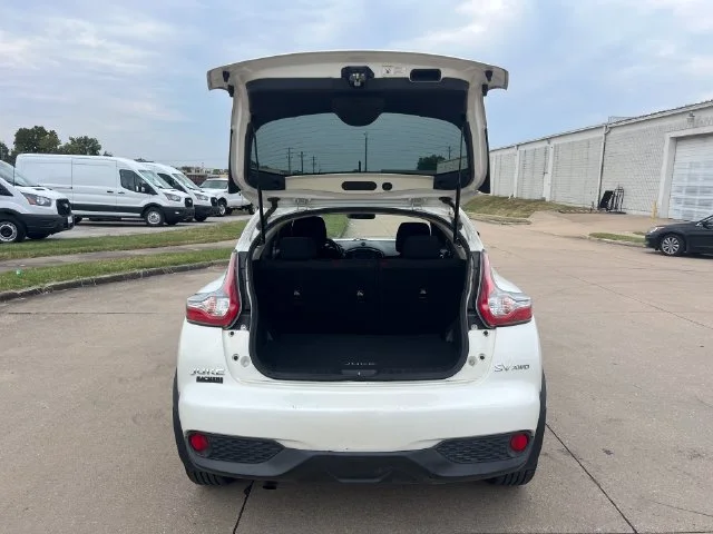 Used 2015 White Nissan SV image 5