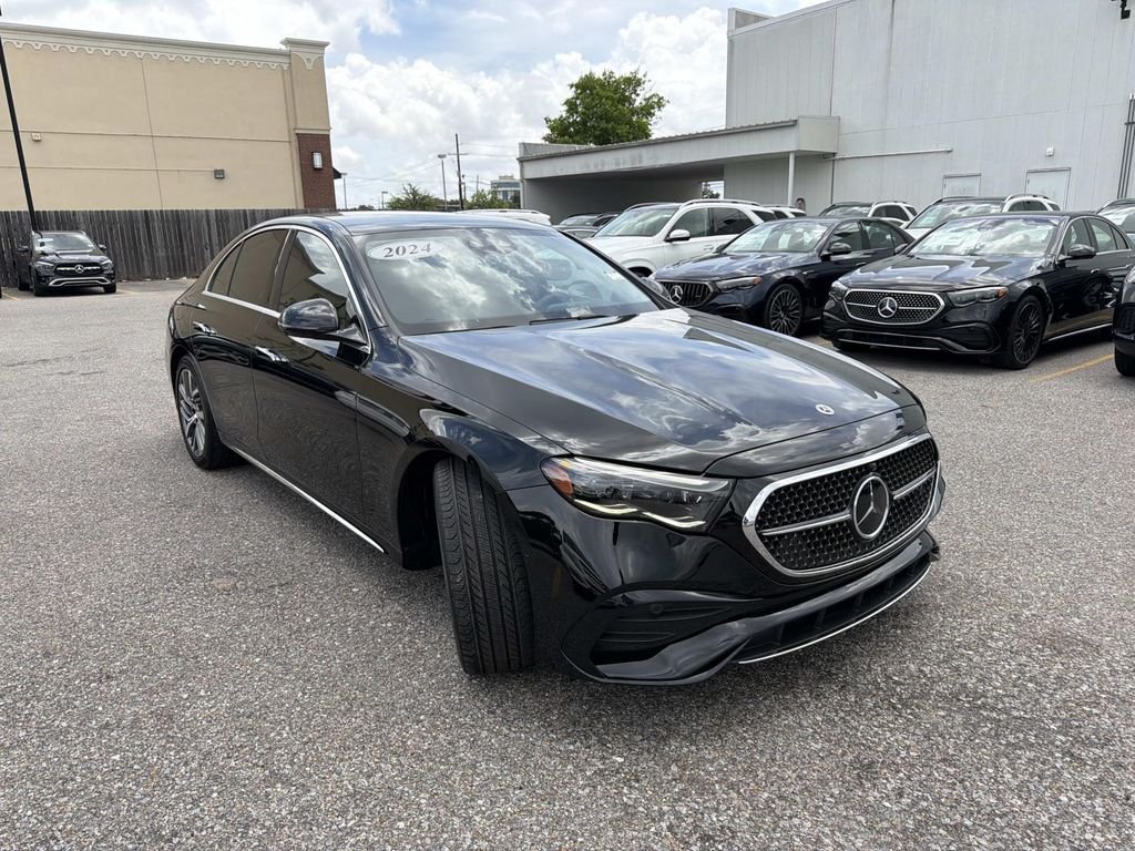2024 Mercedes-Benz E-Class E350 4MATIC's photo