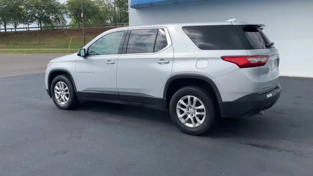 Used 2018 SILVER ICE METALLIC Chevrolet LS image 6