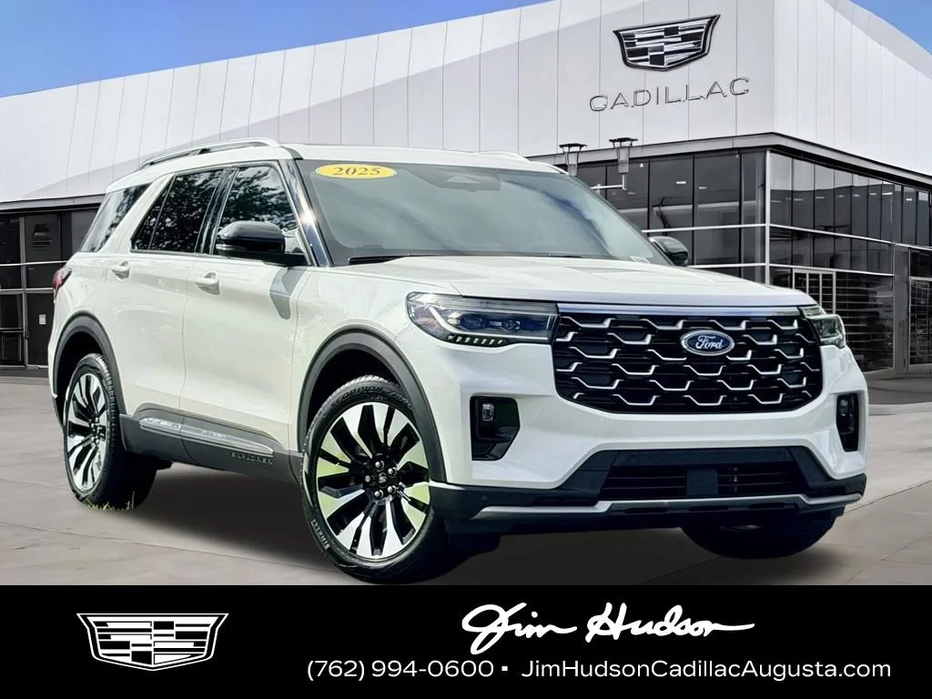 Used 2025 White Ford Platinum image 1