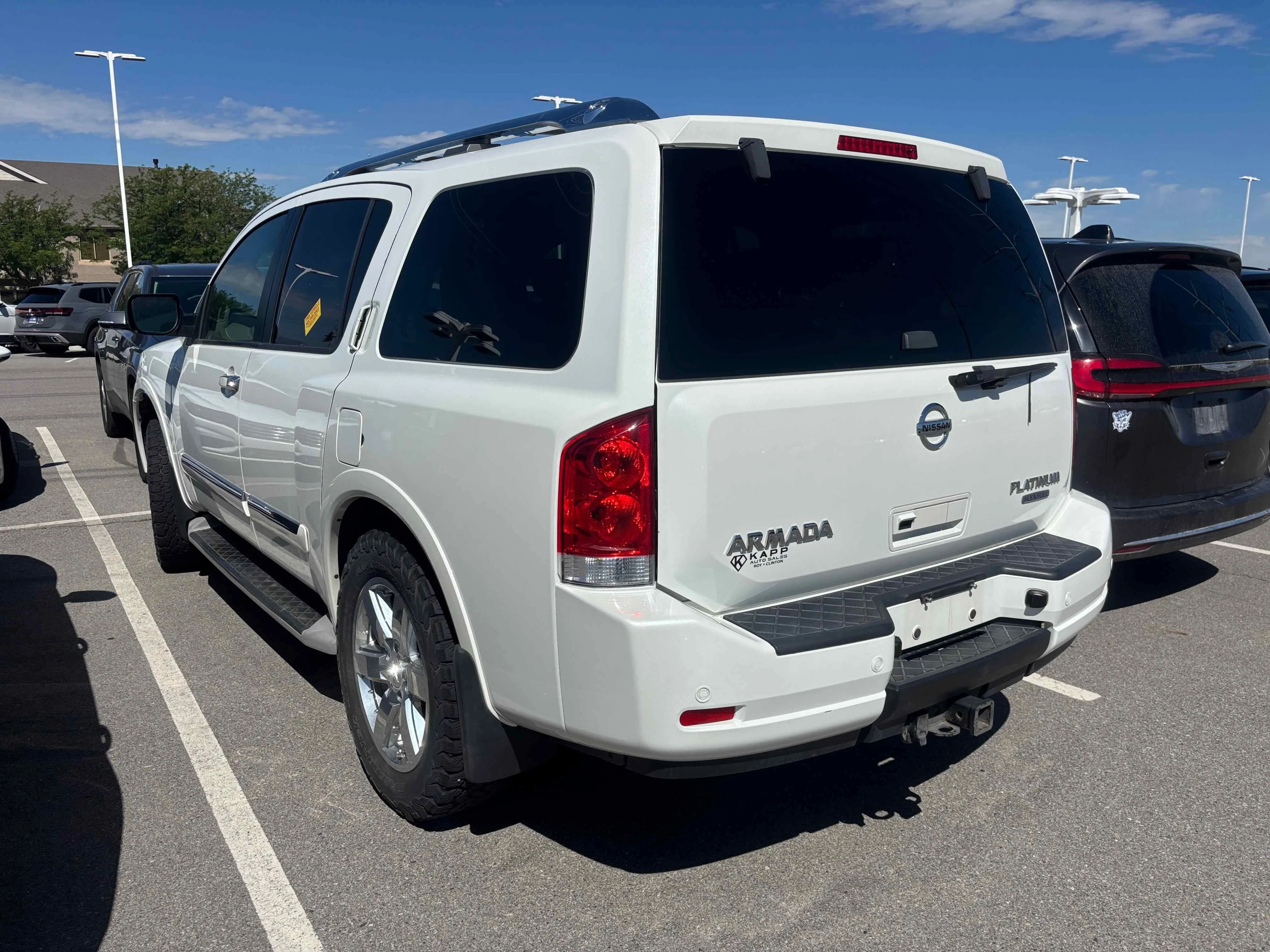 Used 2013 Pearl White Nissan Platinum image 6