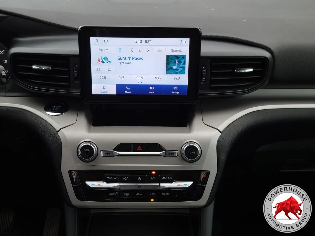 Used 2023 Gray Ford XLT image 23