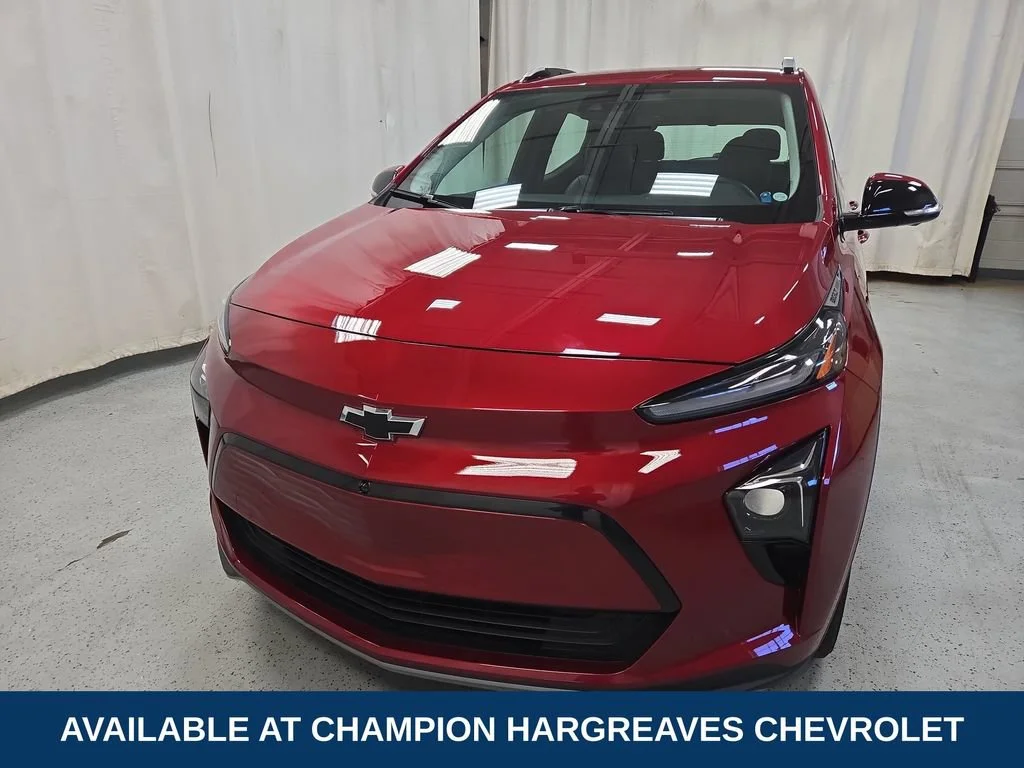 Certified Used 2023 RADIANT RED TINTCOAT Chevrolet Premier image 39