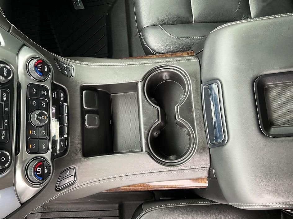 Used 2020 Black Chevrolet LT image 37