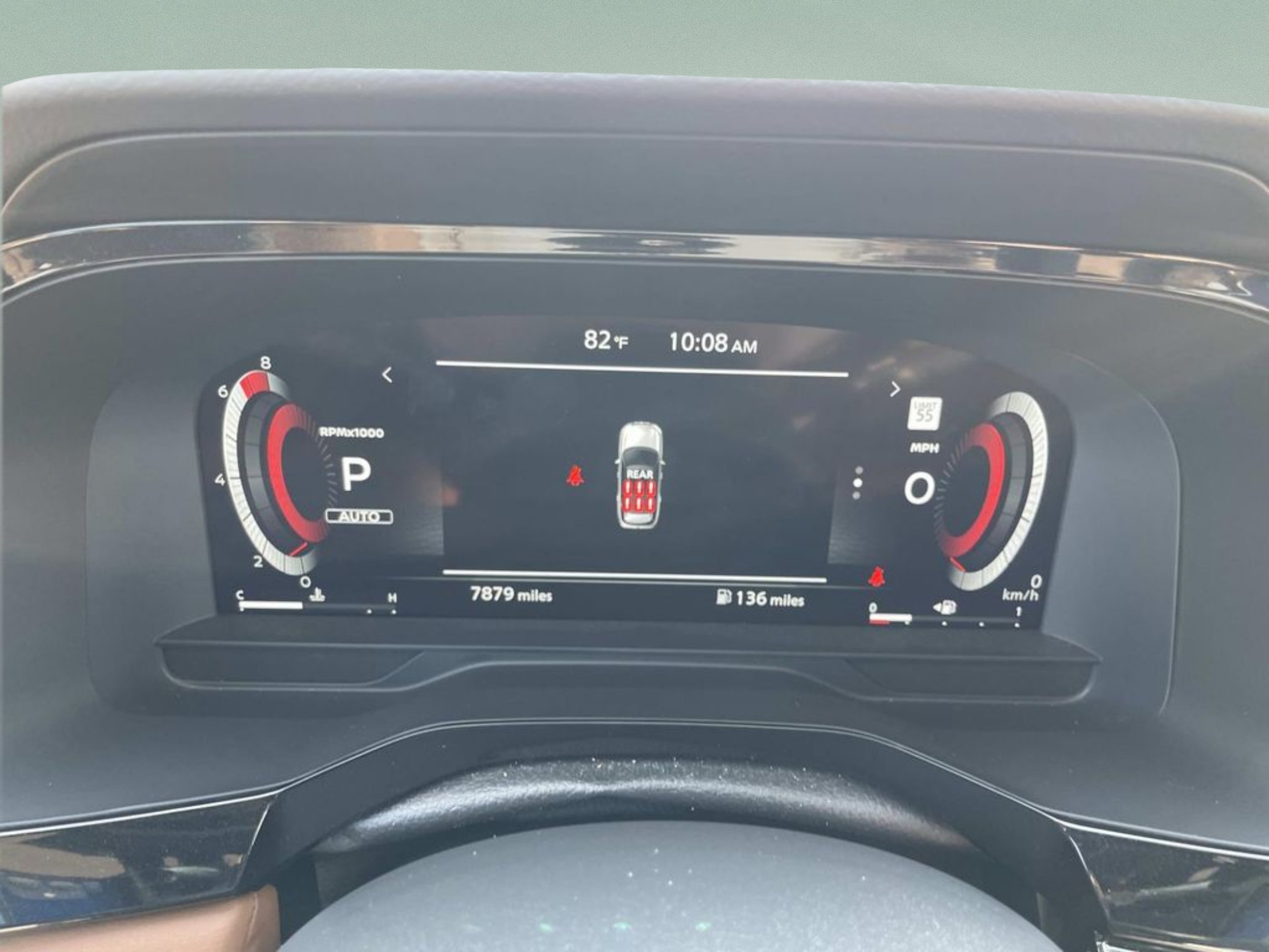 Used 2025 Gray Nissan Platinum image 31