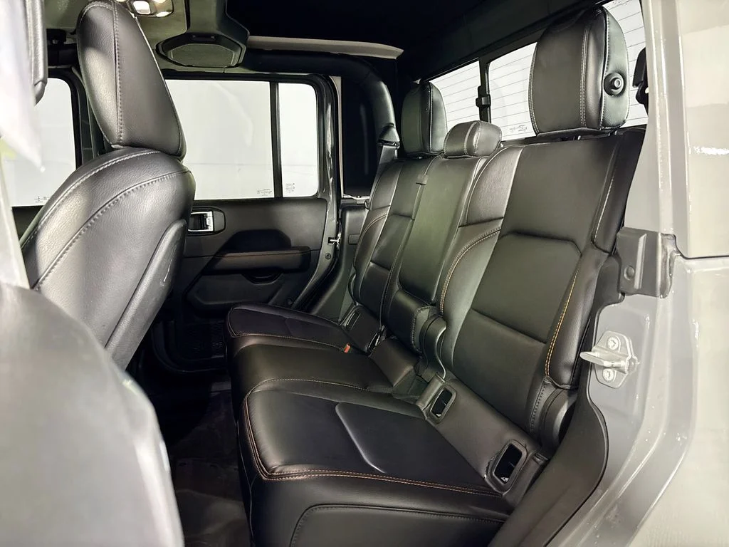 Used 2021 Gray Jeep Mojave image 20