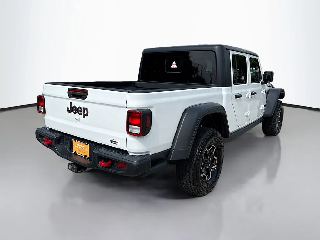Used 2022 Bright White Clearcoat Jeep Rubicon image 8