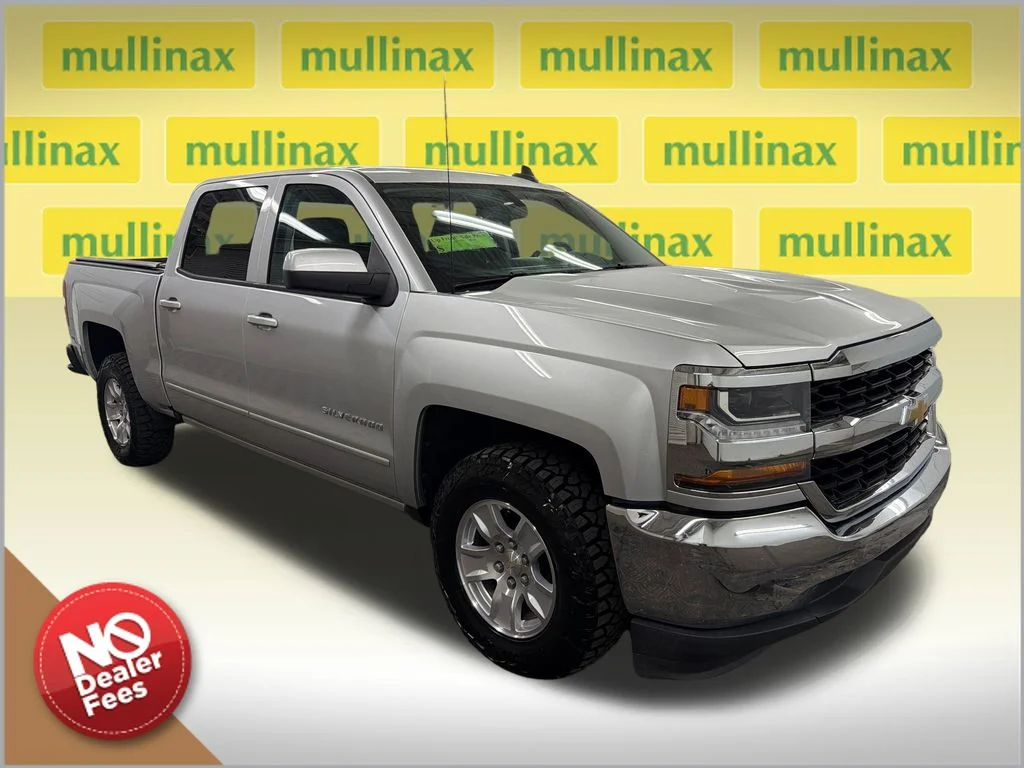 2018 Chevrolet Silverado 1500 LT Crew Cab Short Box's photo