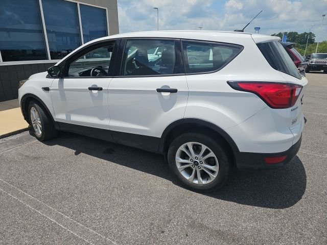Used 2019 White Ford S image 4