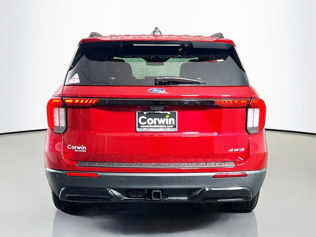 New 2026 Rapid Red Metallic Tinted Clearcoat Ford ST-Line image 13