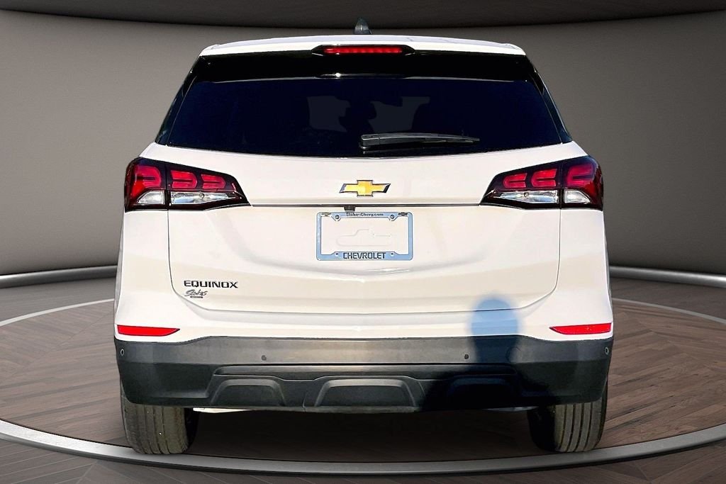 Used 2022 White Chevrolet LS image 6