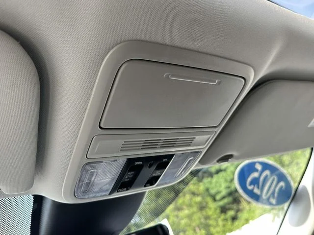 2025 Honda Odyssey EX-L - Photo 31