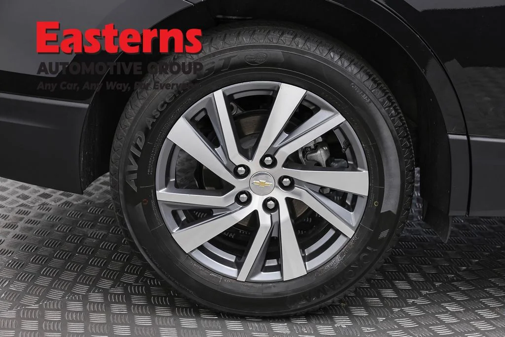 Used 2023 Black Chevrolet Premier image 33