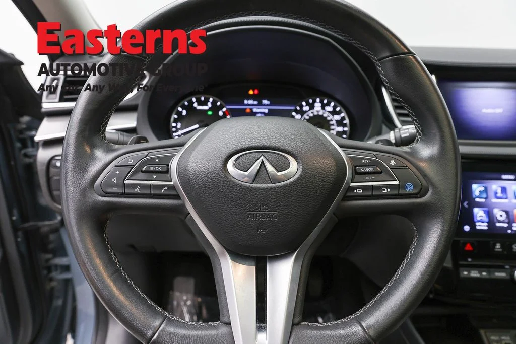 Used 2023 Gray INFINITI LUXE image 10