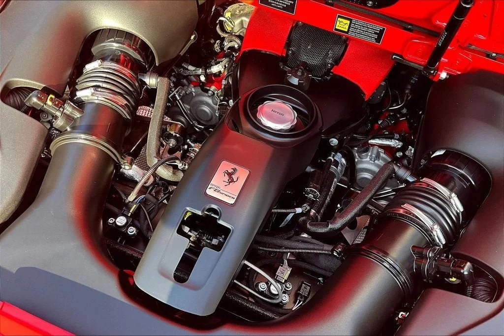 Used 2022 Rosso Corsa Ferrari  image 25