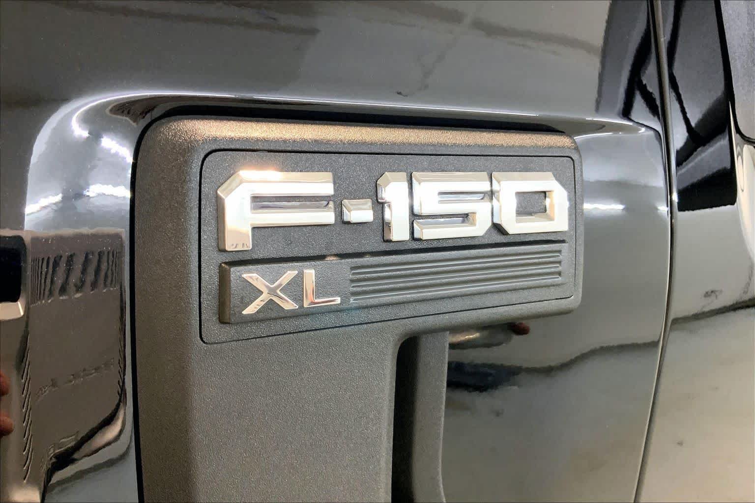 Used 2024 Agate Black Ford XL image 9