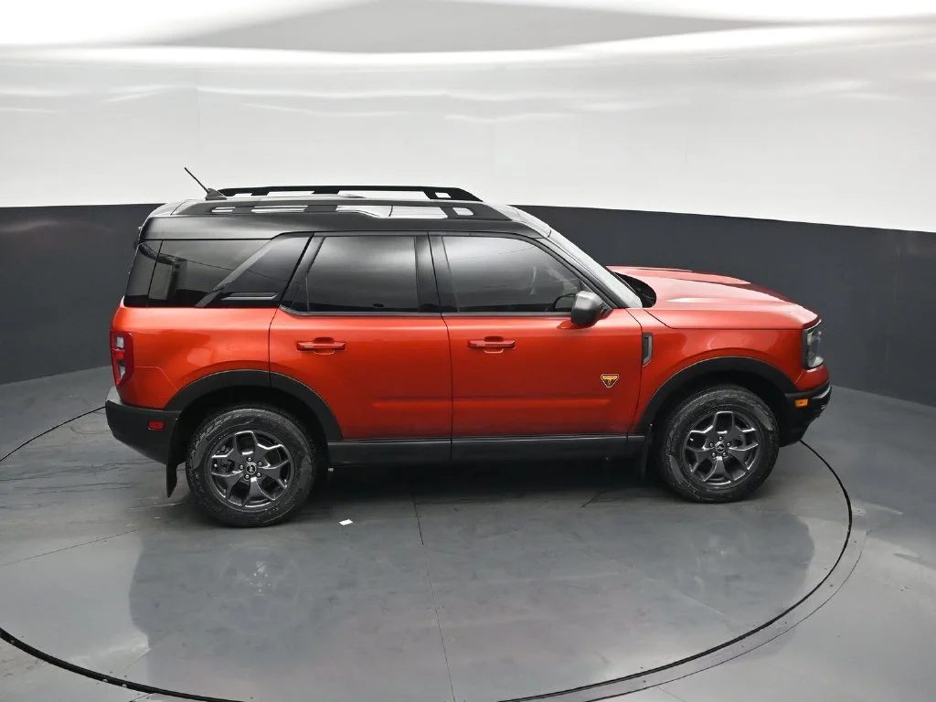 Used 2023 Red Ford Badlands image 34
