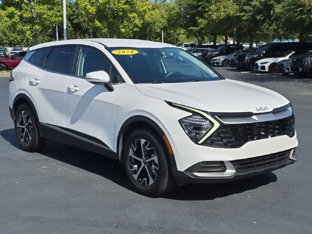 Certified Used 2024 White Kia EX image 7