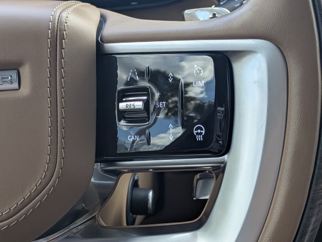 Certified Used 2024 White Land Rover Autobiography image 28