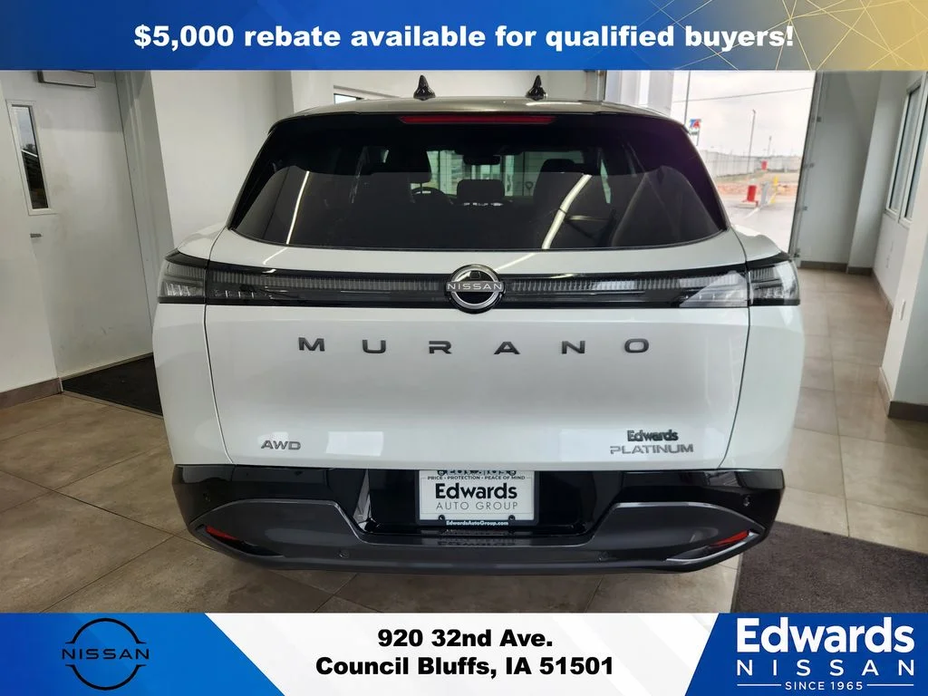 New 2026 Everest White Pearl TriCoat / Super Black Two-tone Nissan Platinum image 6
