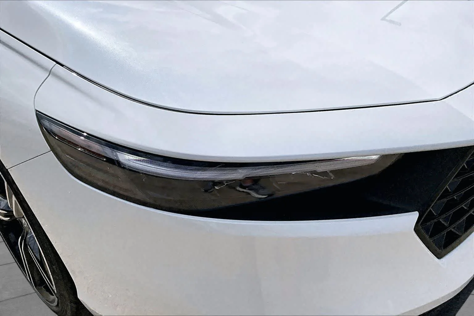 Certified Used 2026 Platinum White Pearl Honda Sport image 13