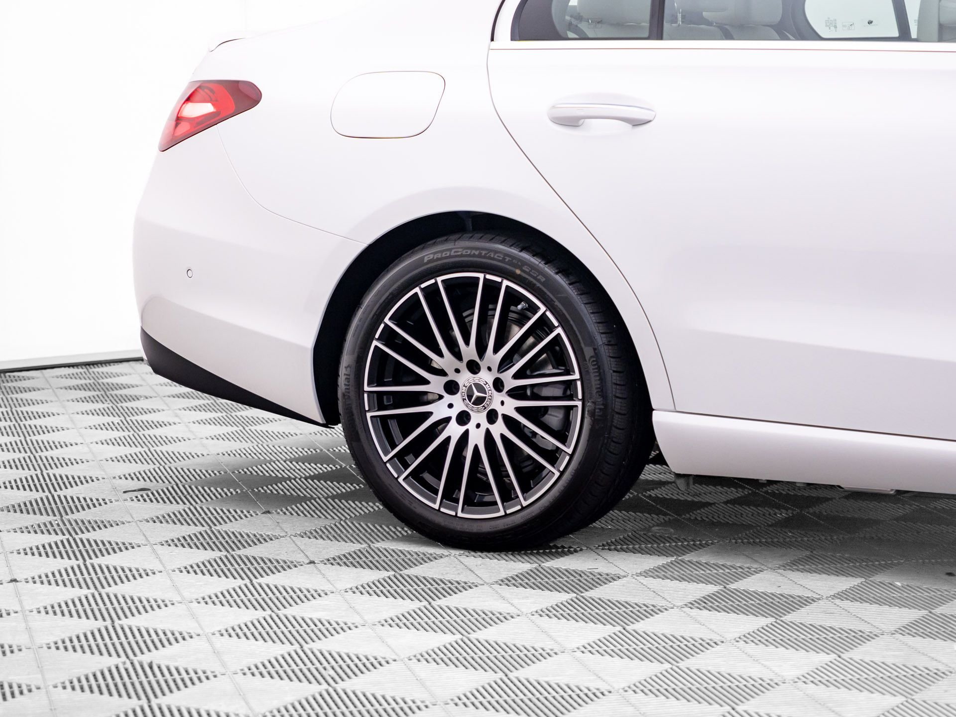 New 2026 White Mercedes-Benz C 300 image 36