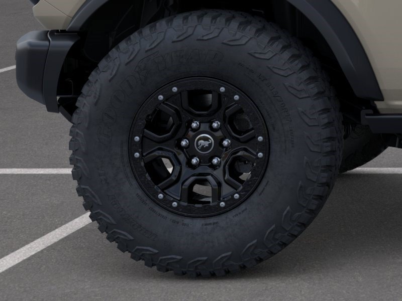 New 2026 Desert Sand Ford Badlands image 21