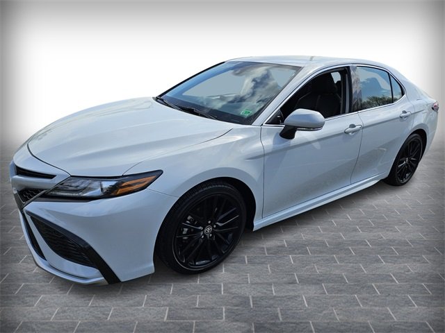 2023 Toyota Camry XSE photo 3