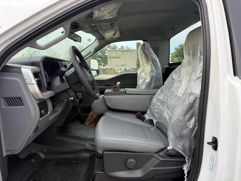 New 2026 Oxford White Ford 4x4 Reg Cab 169 in WB 84 in CA image 5