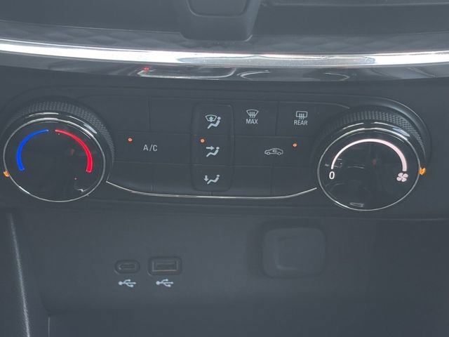 Used 2025 Ebony Twilight Metallic Buick Preferred image 5