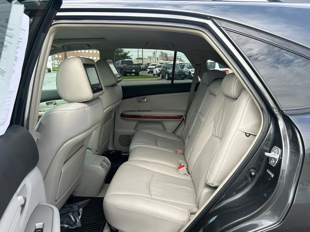 Used 2009 Gray Lexus 350 image 16