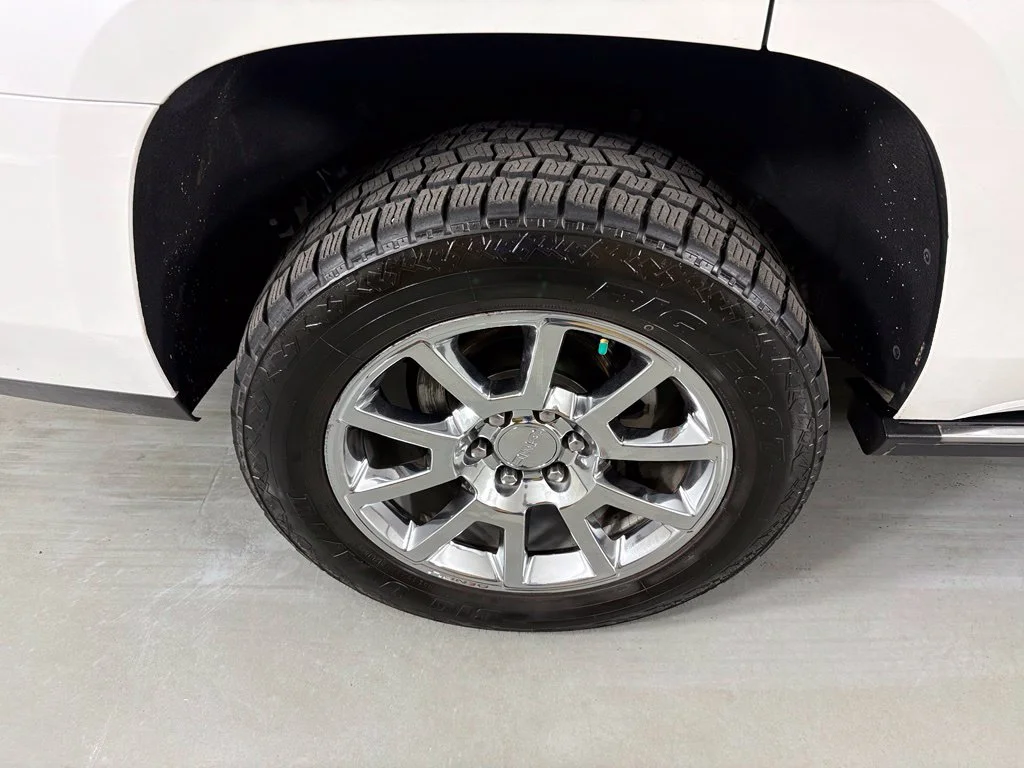 Used 2019 White GMC Denali image 14