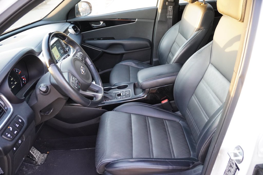 Used 2017 Snow White Pearl Kia SX Limited image 5