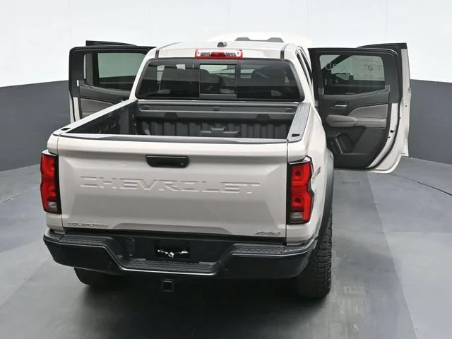 2026 Chevrolet Colorado ZR2 - Photo 27