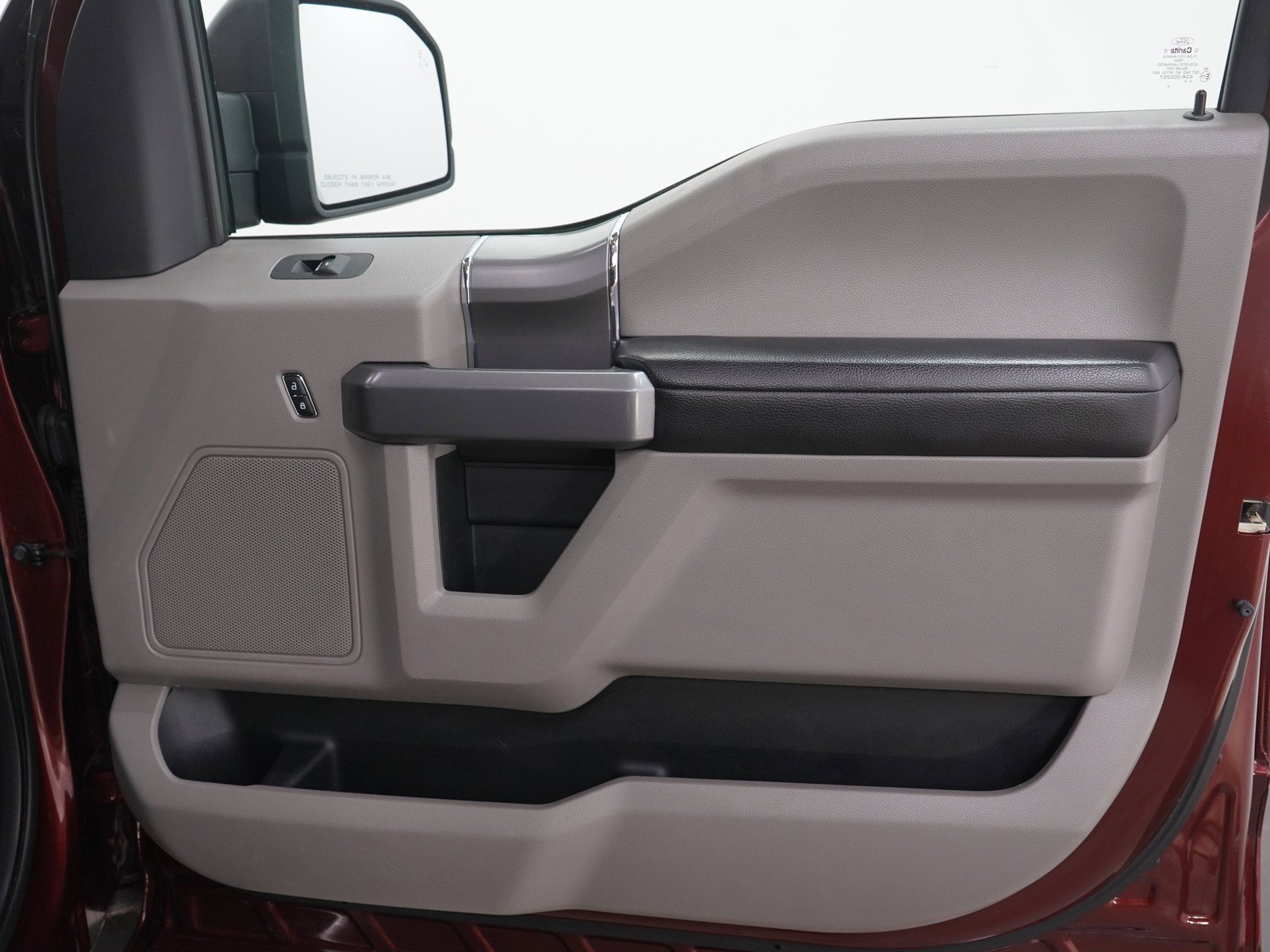 Used 2015  Ford XLT image 12