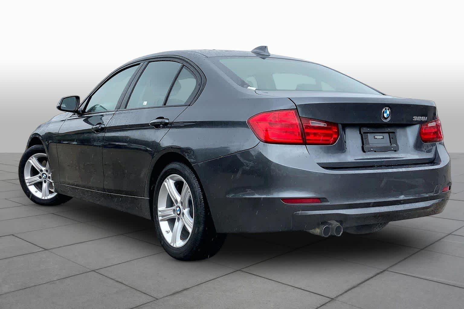 Used 2012 Black Sapphire Metallic BMW 328i image 12